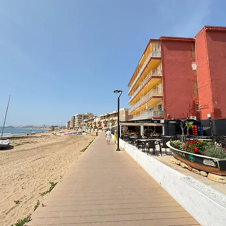 Beachfront - La Mata * 托雷维耶哈