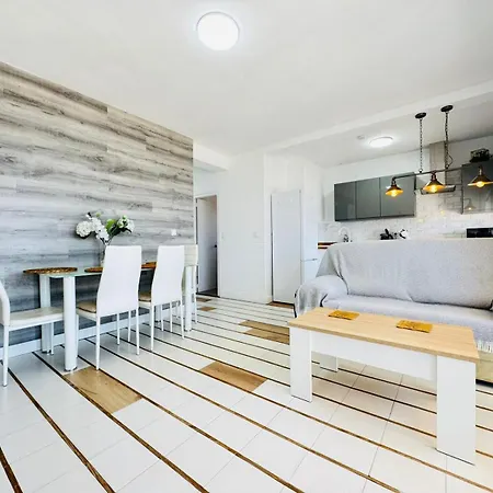 Beachfront - La Mata *